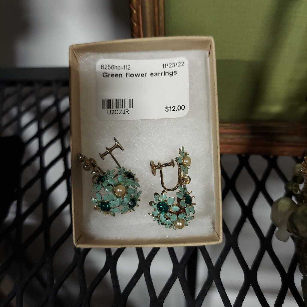 Green flower earrings