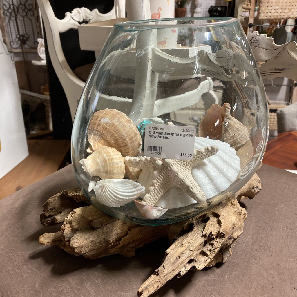 C Small Sculpture glass bowl/stand