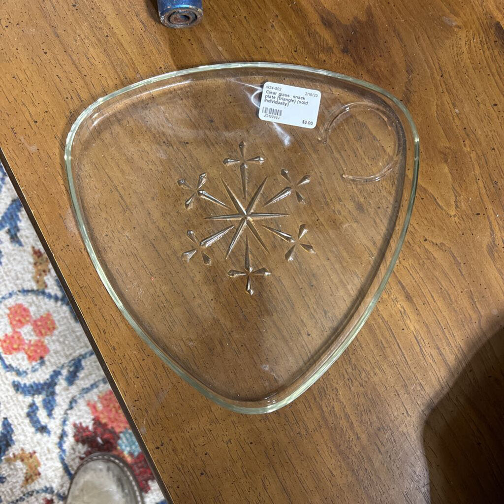 Clear glass snack plate (triangle) (sold individually)