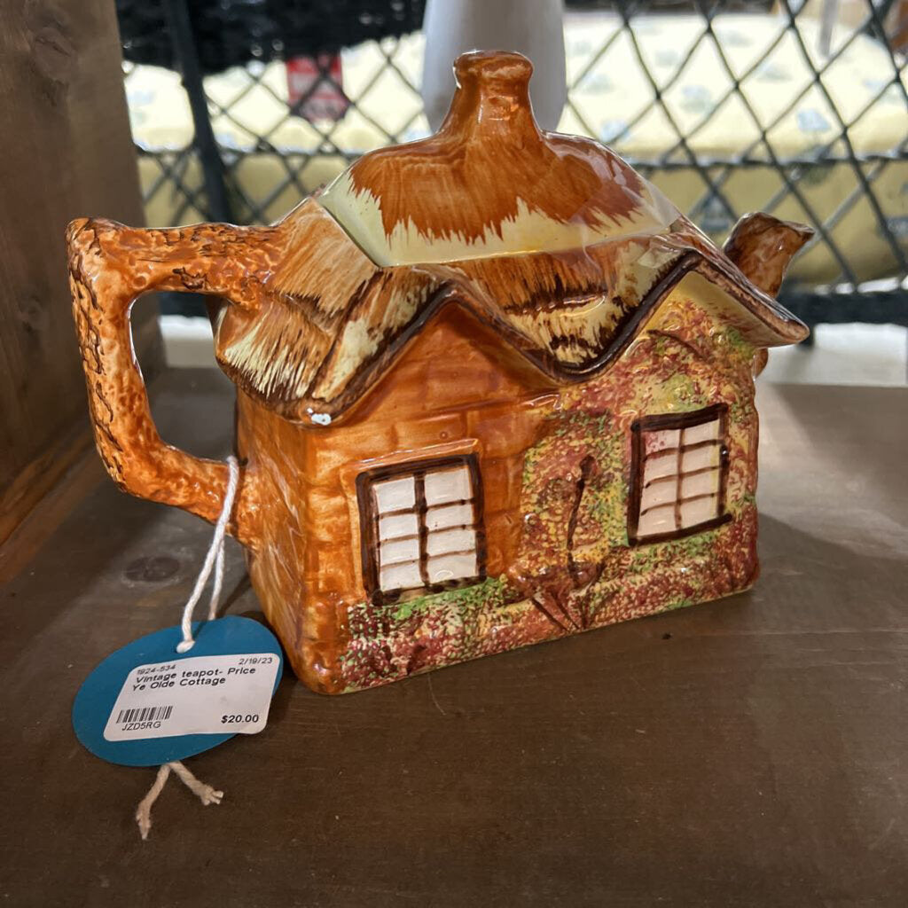 Vintage teapot- Price Ye Olde Cottage