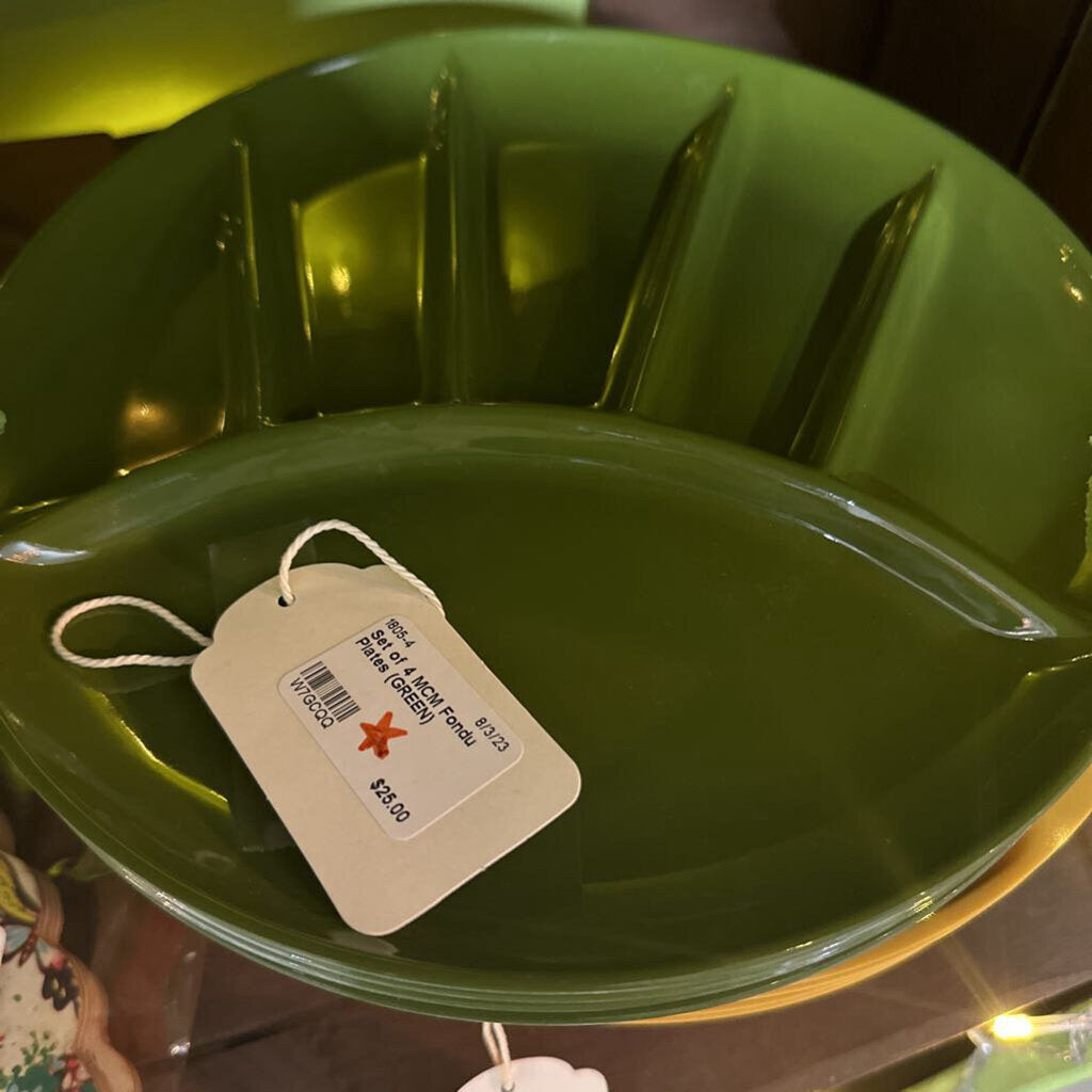Set of 4 MCM Fondu Plates (GREEN)