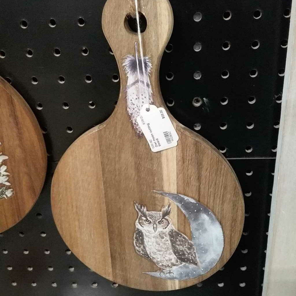 Owl moon cutting board