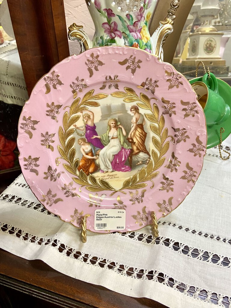 Plate/Pink Edges/Austria/:Ladies Motif