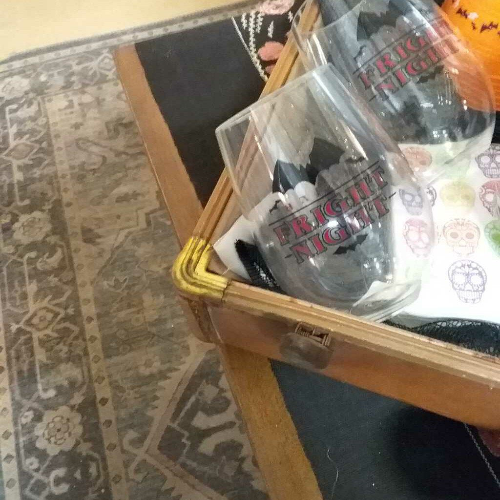 Halloween- wine glass