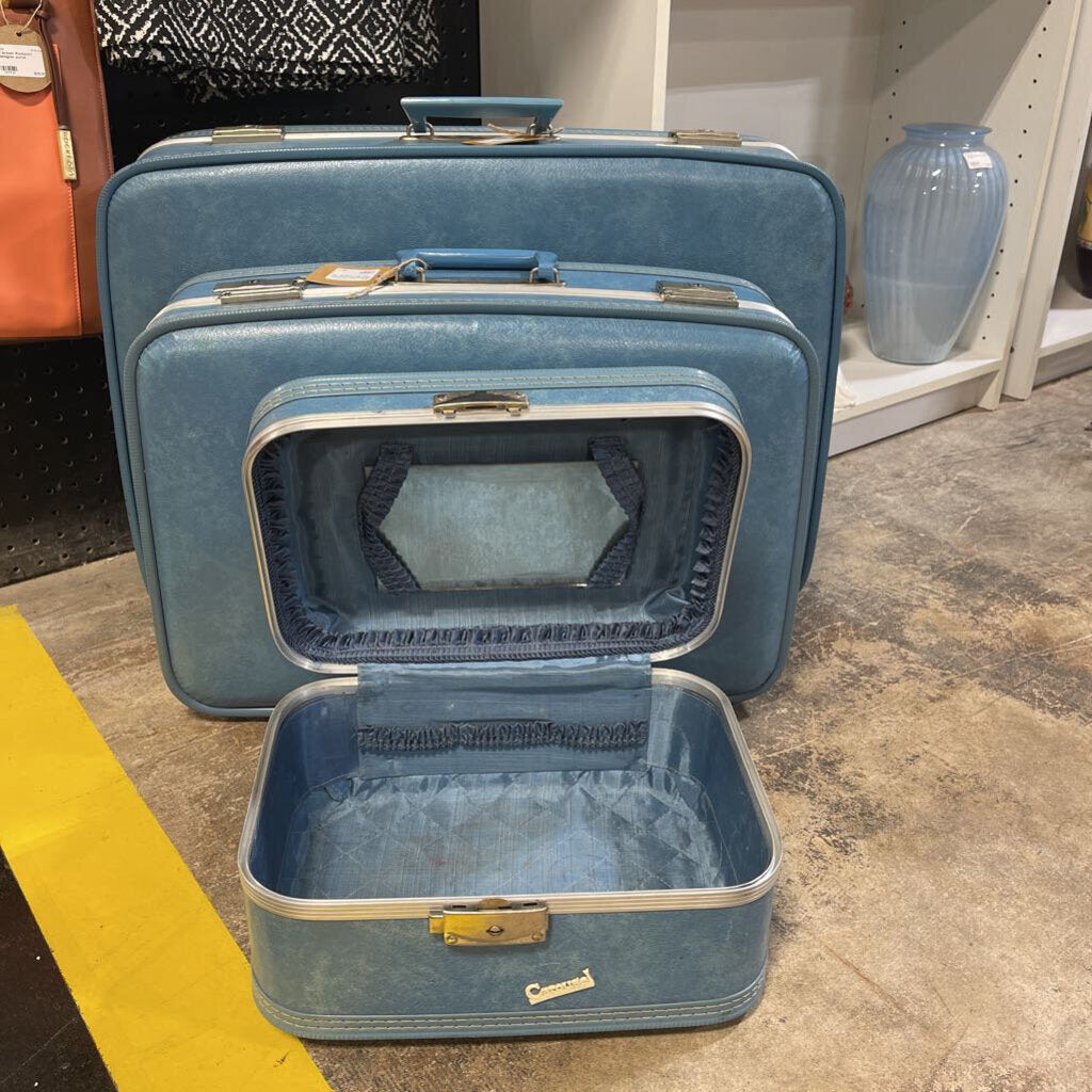 MCM 3 Piece Carousel Light Blue Luggage Set