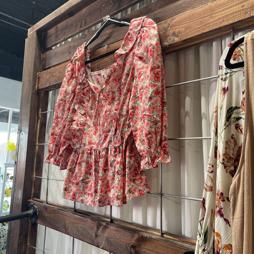 Easel Pink Flower Blouse