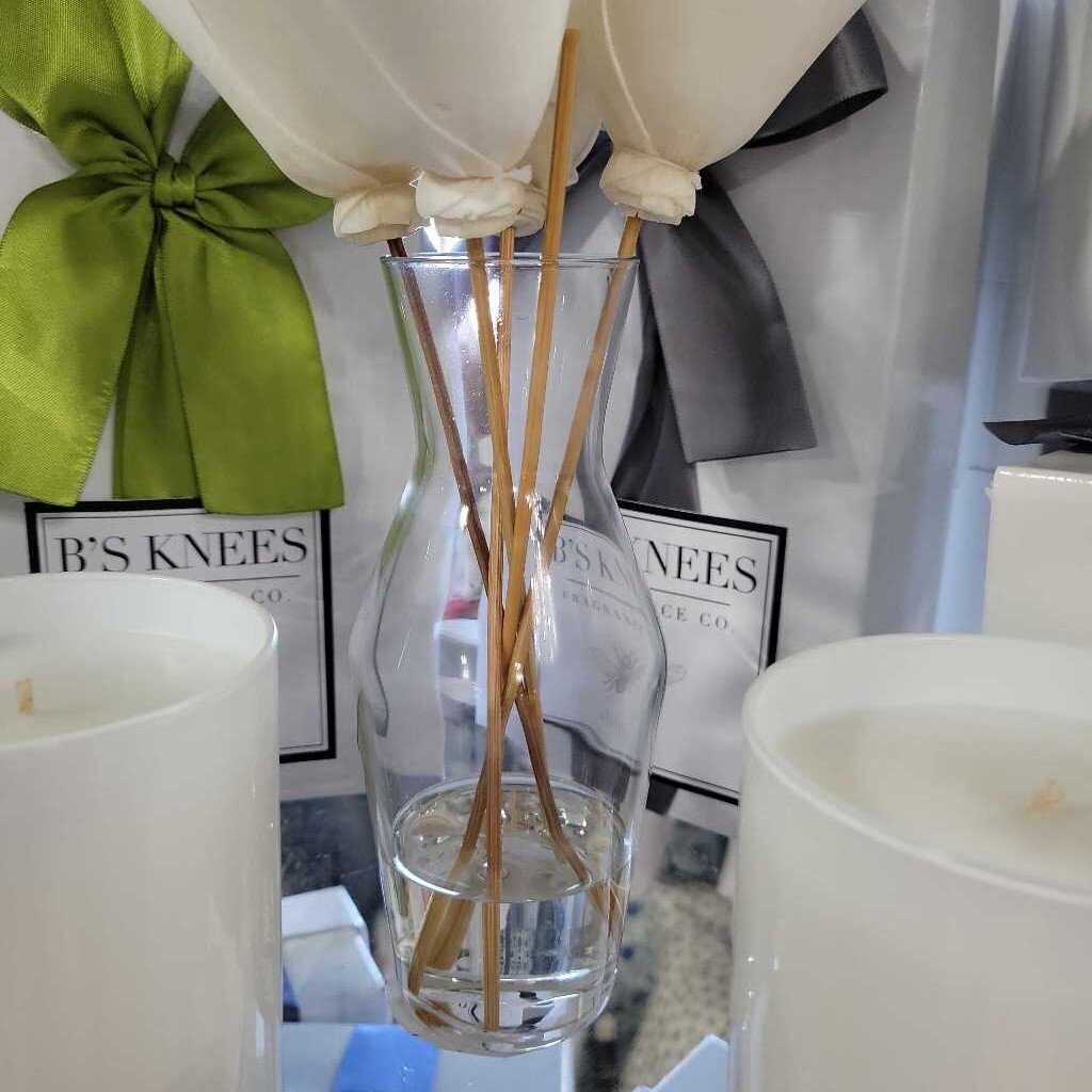 B's Knees Fleur- Classic Natural Reed Diffuser