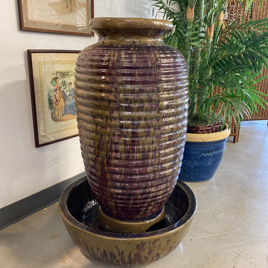 24 in. Ring Vase Fountain w/ Bowl and Pump - Oxblood