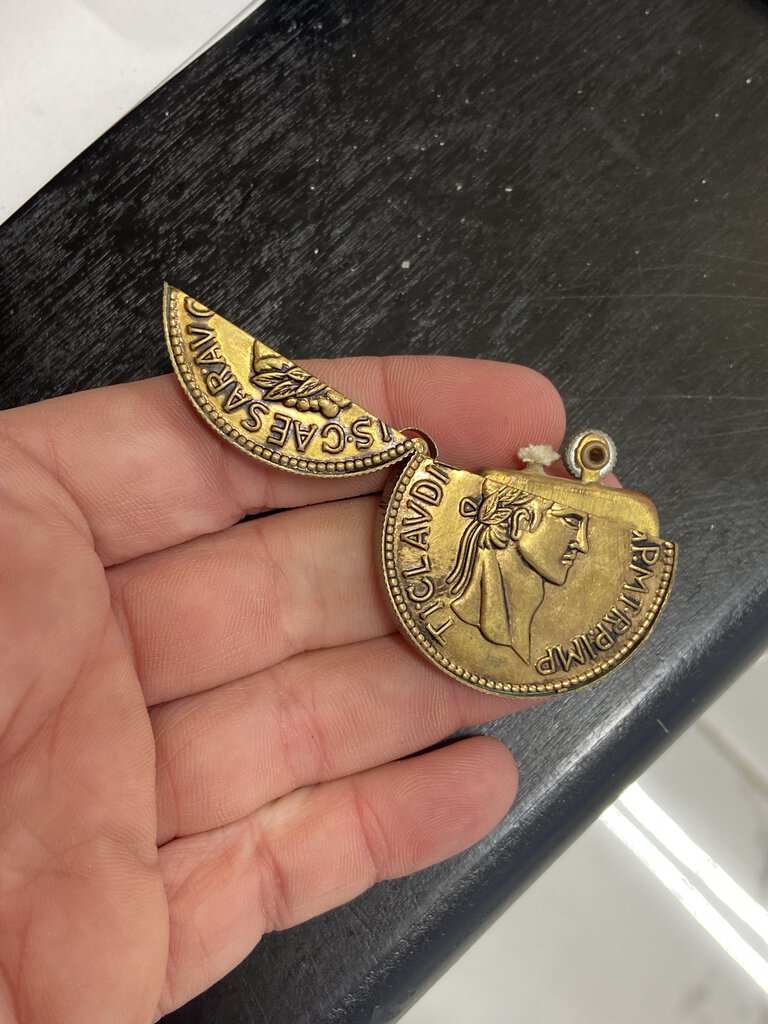 Vintage Lighter Gold Tone Roman Coin Quo Vadis (not tested)