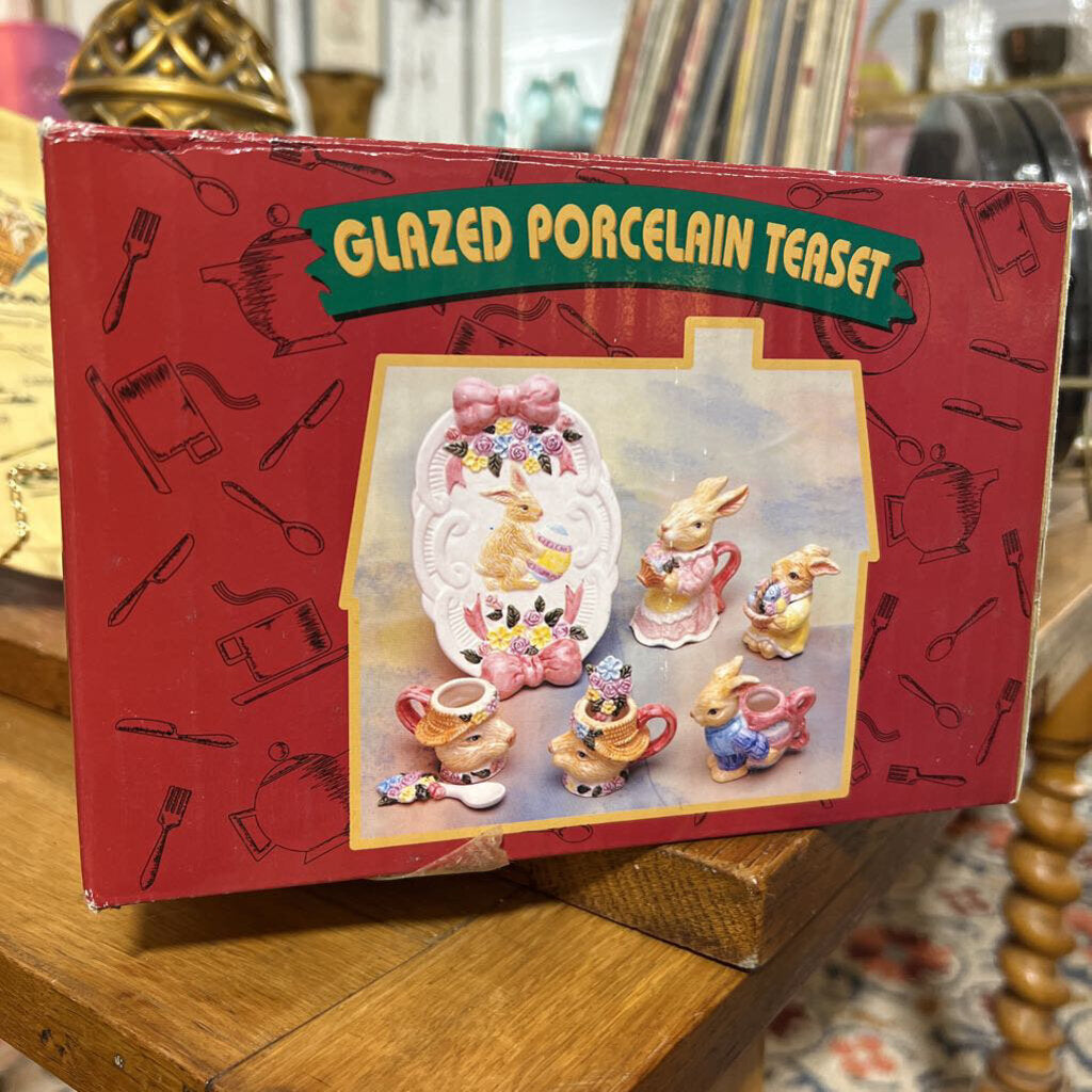 Porcelain Tea Set (boxed)