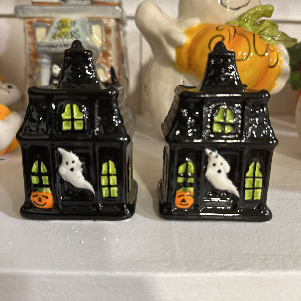 Blue sky haunted house salt pepper
