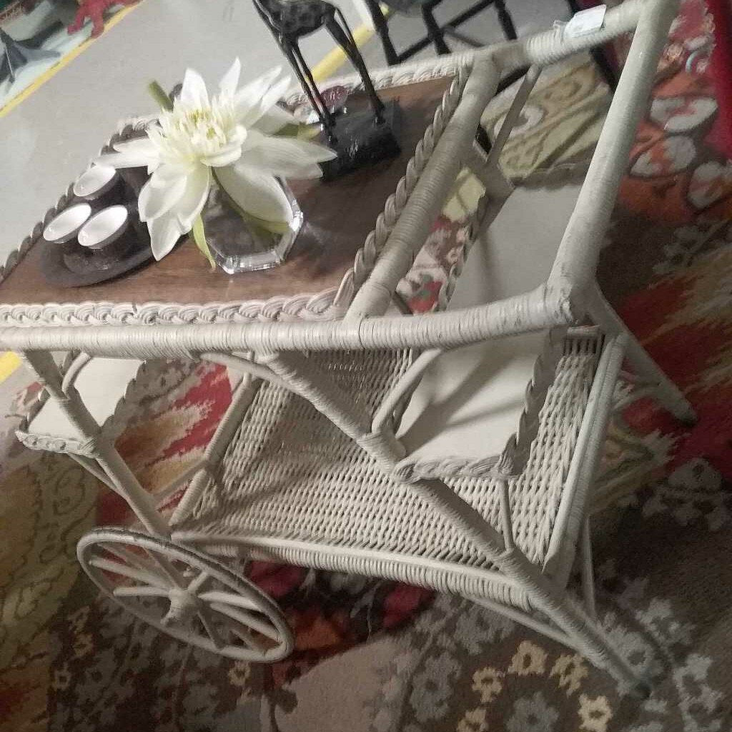 Tea cart, wicker