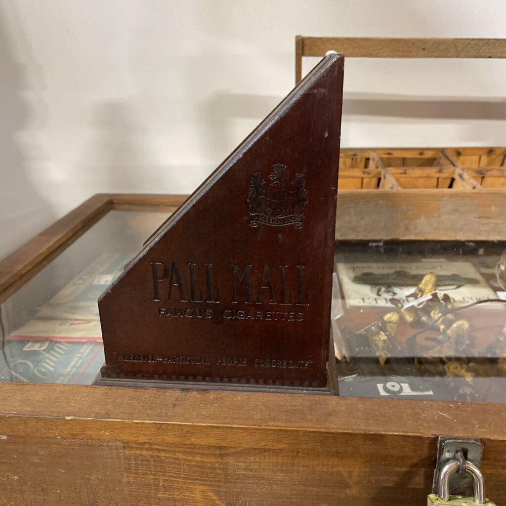 Pall Mall Cigarette Wooden Table Top Display