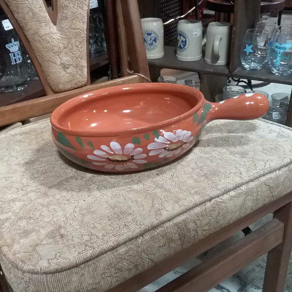 LARGE VINTAGE TIAQUEPAQUE MEXICAN NESTING BOWL