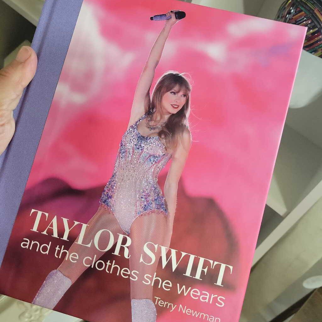 Taylor Swift Book