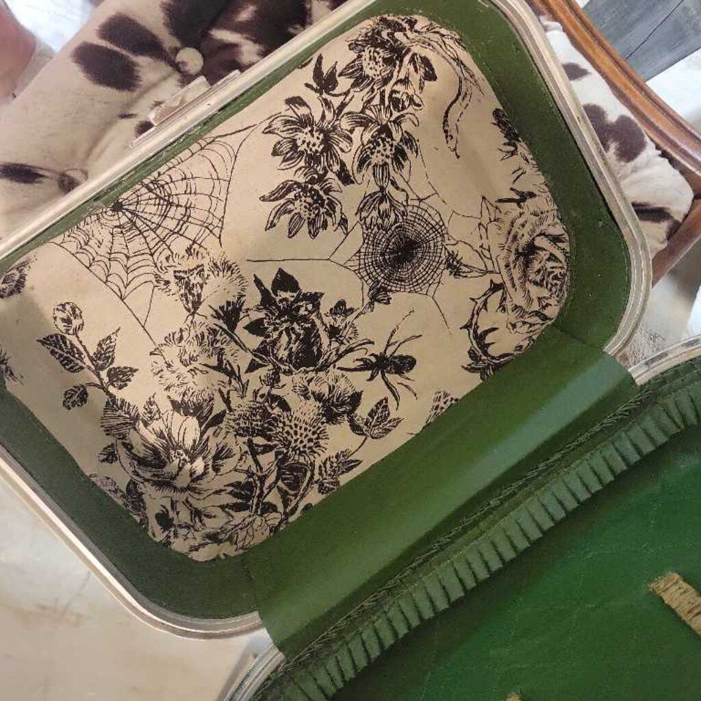 Vintage Makeup Case
