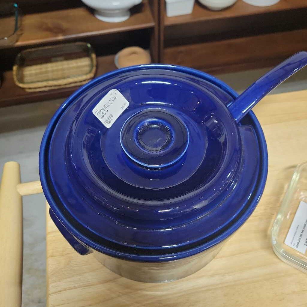 Pfaltzgraft dark blue 3-1/2 qt tureen with lid and ladle