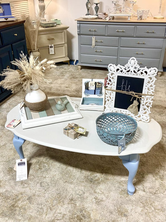 45x27x16 Blue and White Coffee Table