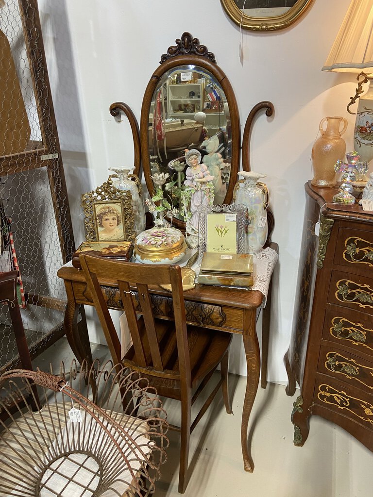 Late 19th century Oak Dressing Vanity & Chair