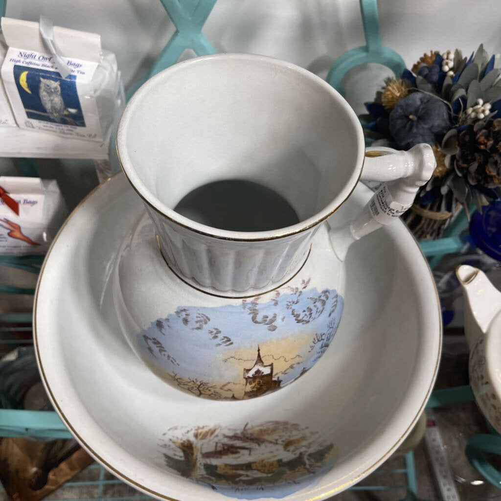 #214 The Homestead In Winter Pitcher And Bowl