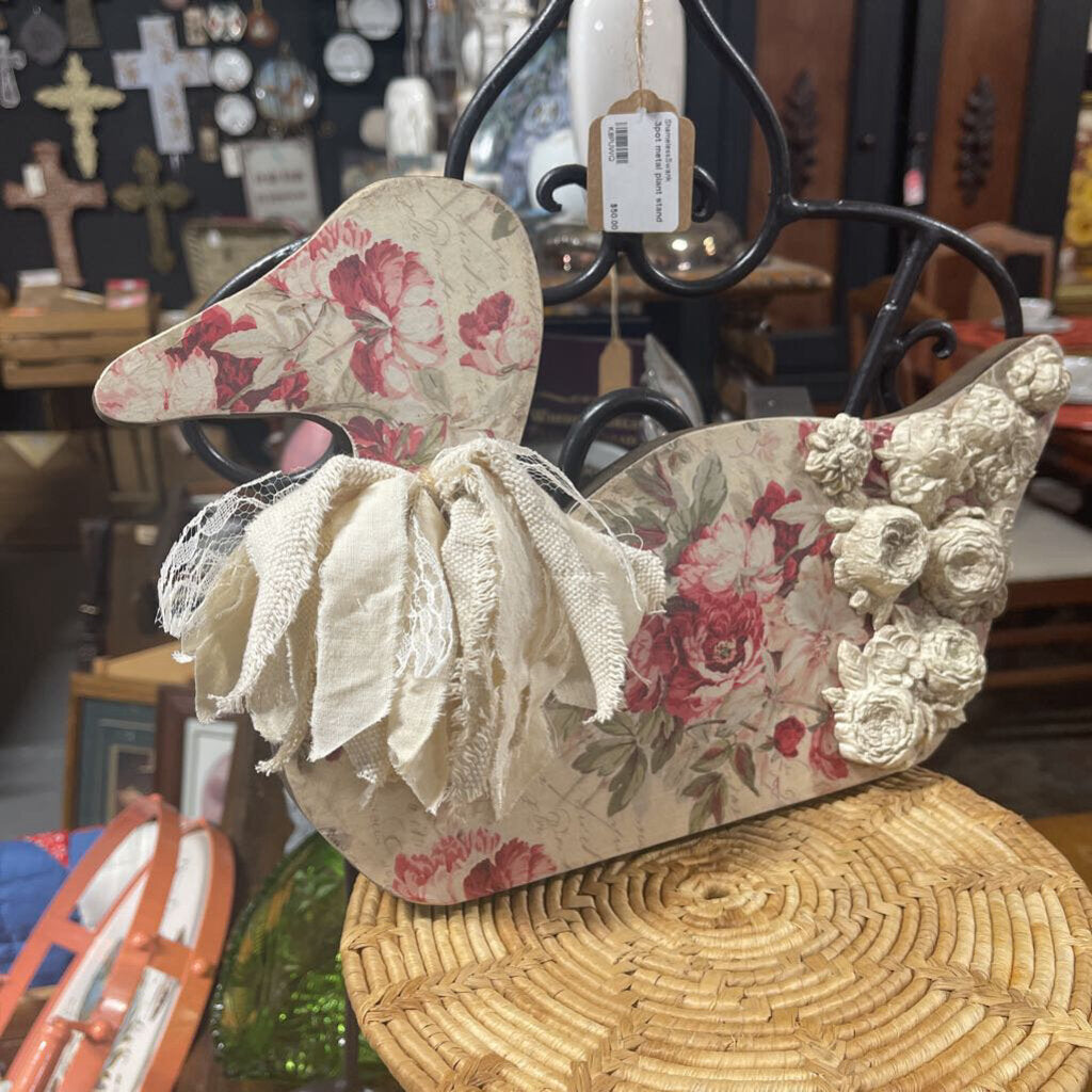 shabby chic duck