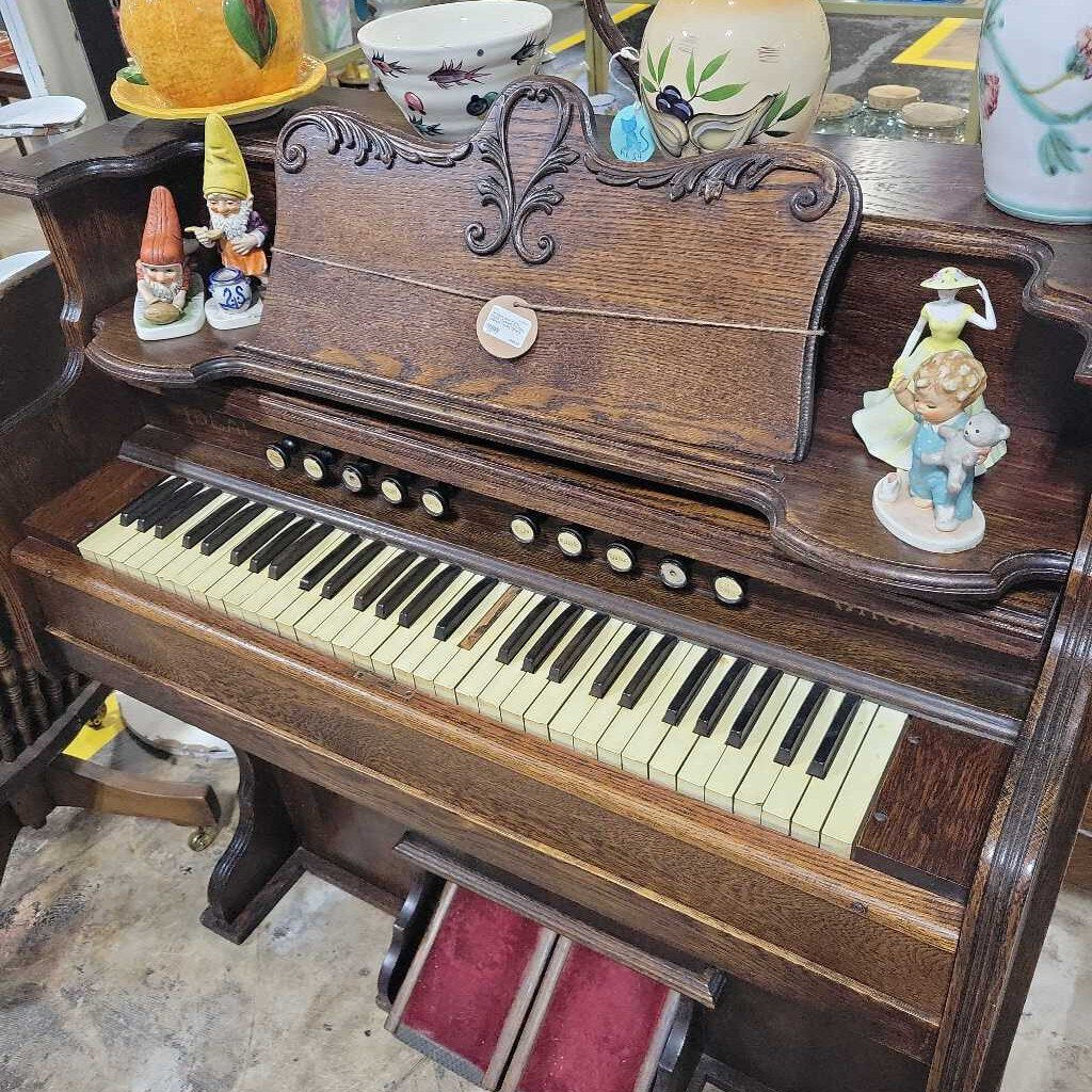 Antique Ideal Pump Organ (Tested, Partially Works) Taking Offers