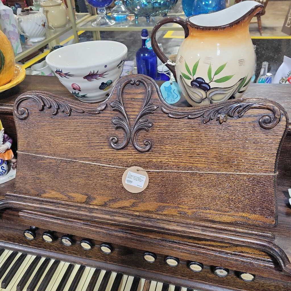 Antique Ideal Pump Organ (Tested, Partially Works) Taking Offers