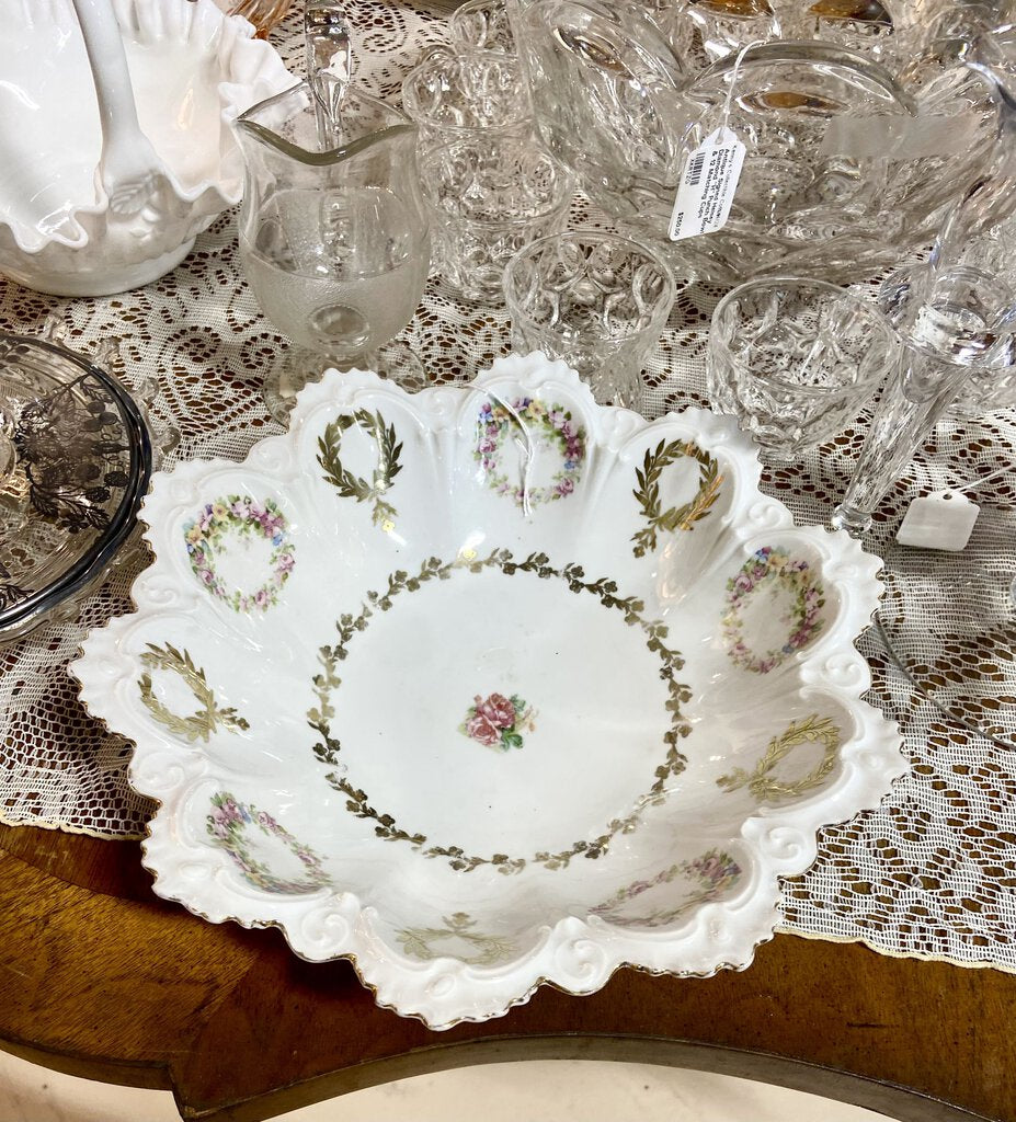 10" White floral scalloped prcelain bowl Made In Austria