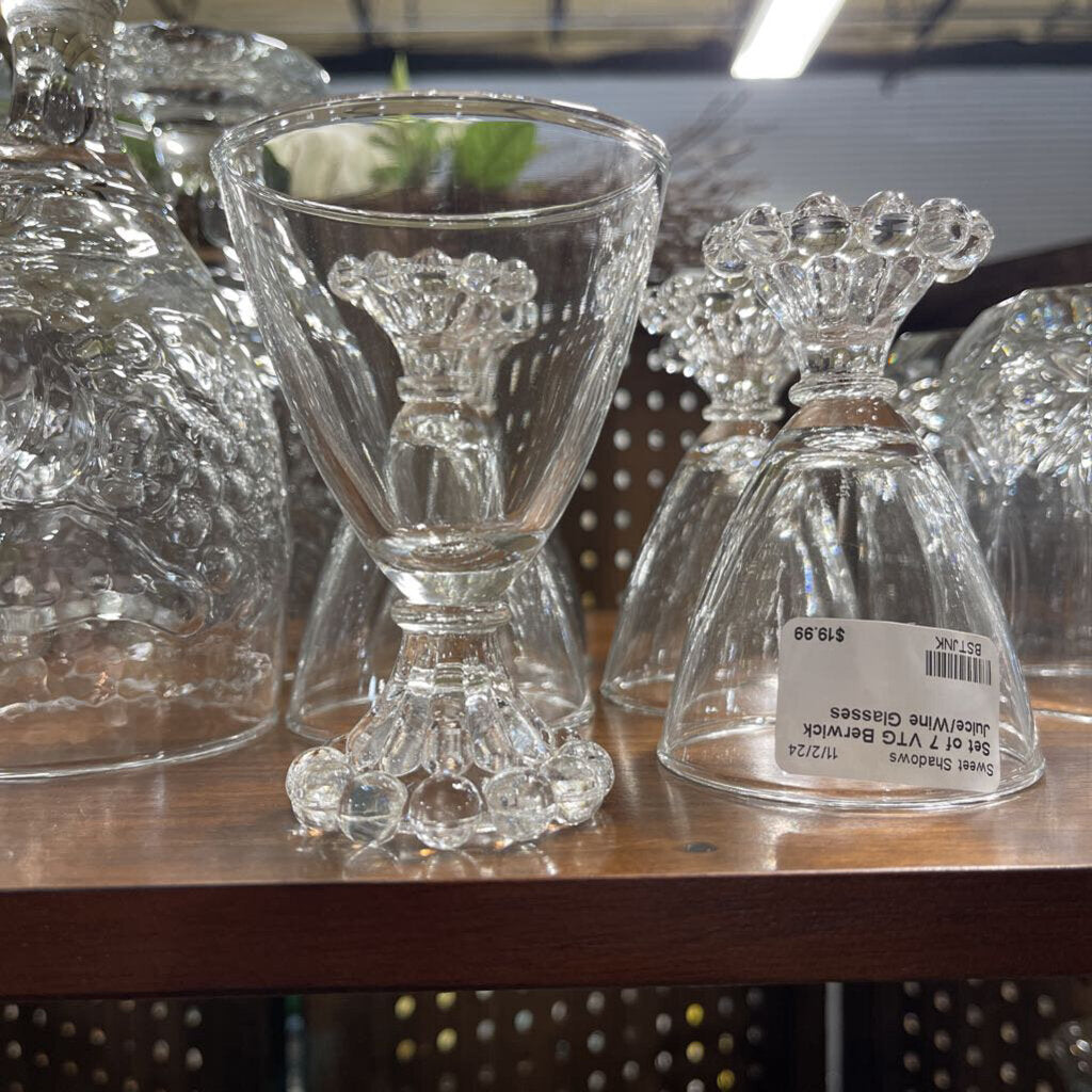 Set of 7 VTG Berwick Juice/Wine Glasses