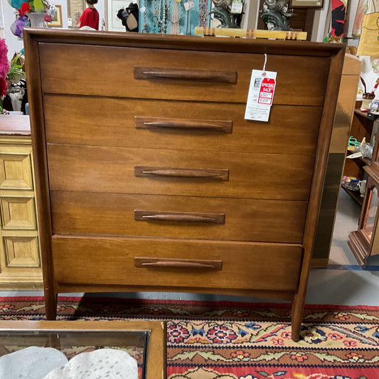 Broyhill Chest of Drawers