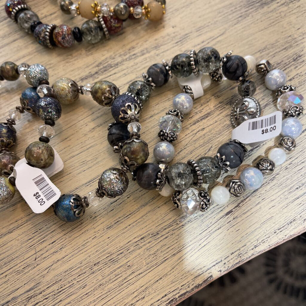 Beaded bracelet