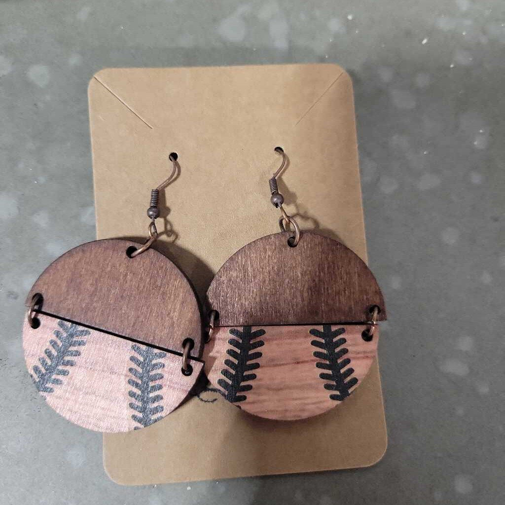 BASIC BASEBALL EARRINGS