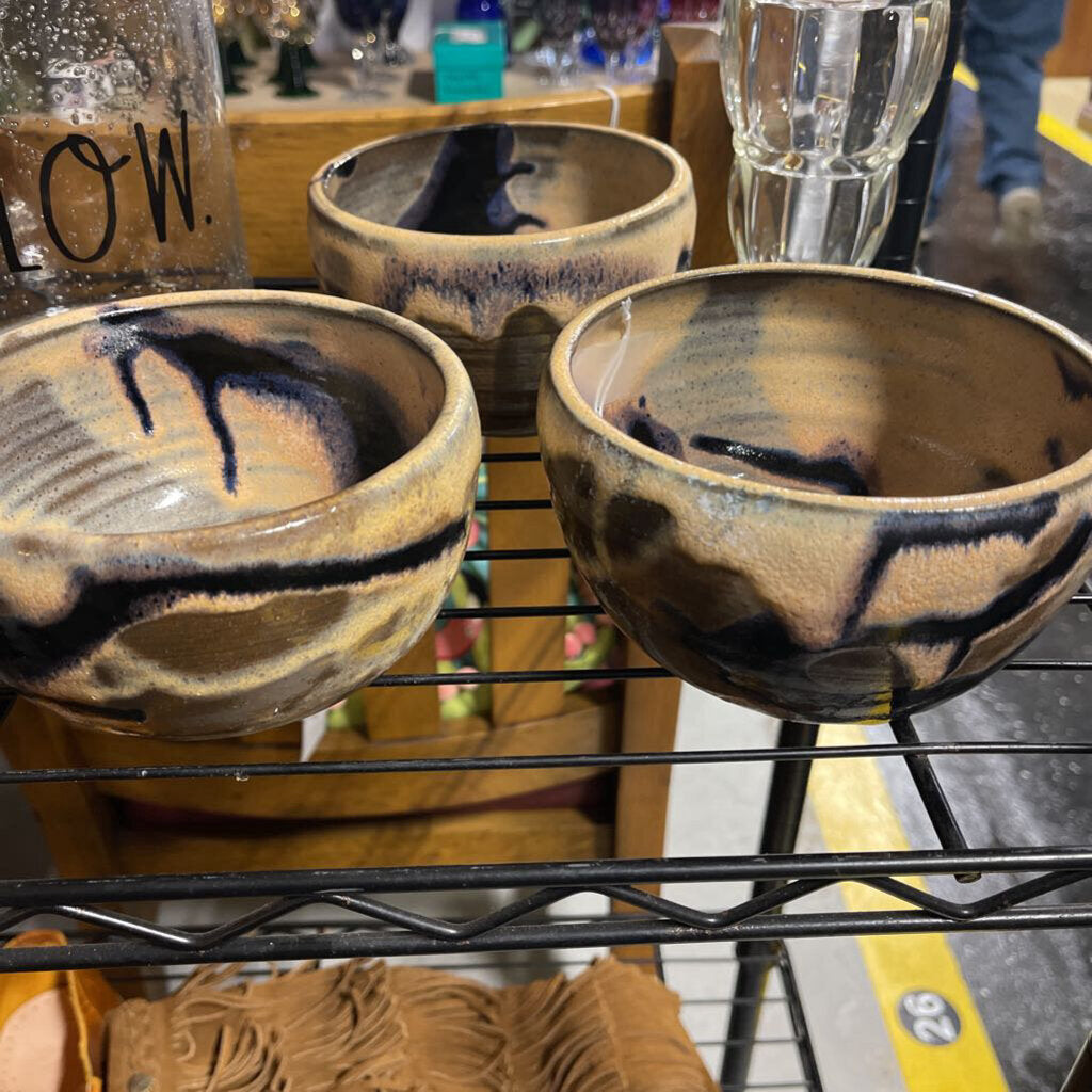 3 Kelli Nitz pottery bowls