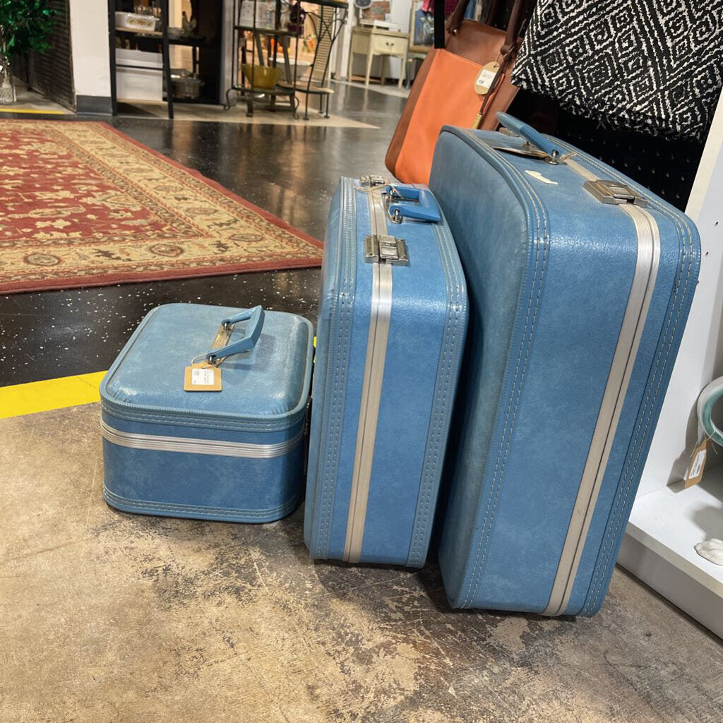MCM 3 Piece Carousel Light Blue Luggage Set