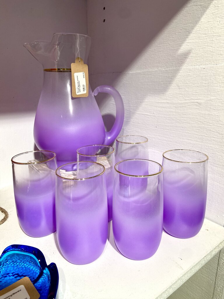 Purple Blendo pitcher with 6 glasses