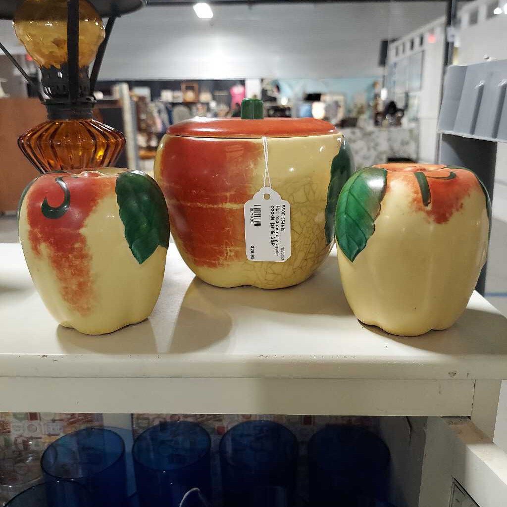 Hull mid century apple cookie jar & S&P