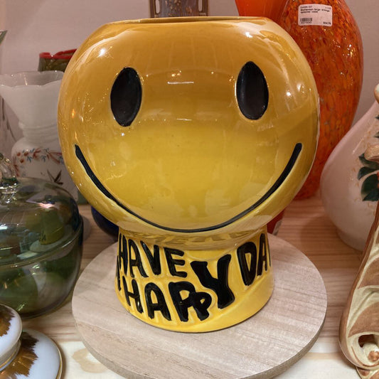 McCoy yellow smile face cookie jar no lid