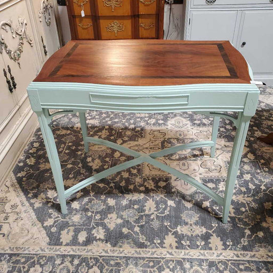 #214 Vintage table