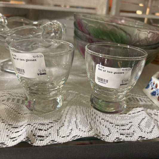 Set of two glasses